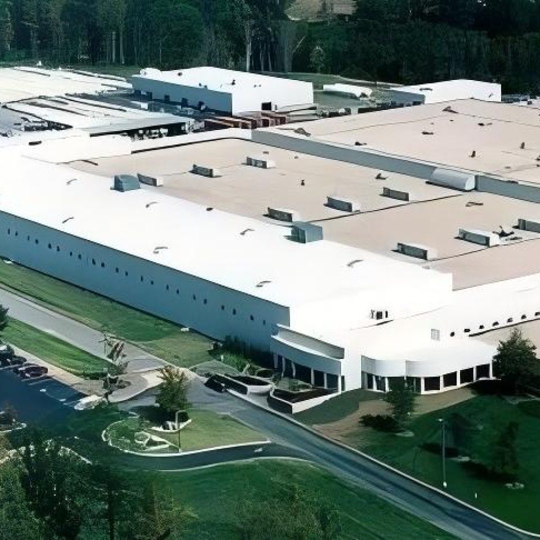 yamaha golf cart factory，ez go factory，1